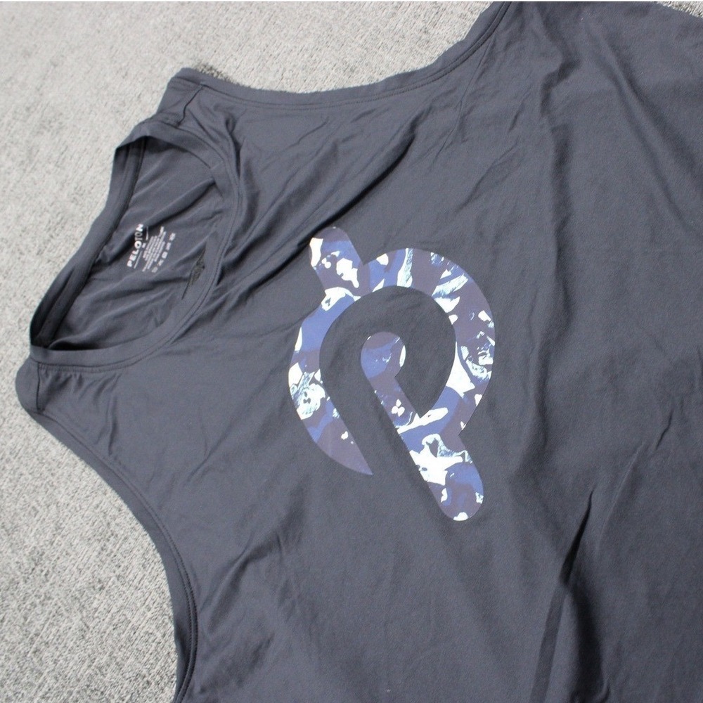 Peloton Womens Camo Logo Split Back Activewear Tank Top Gray Size M RN 150110